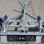 BA 550 L Bootstrailer 550 kg mit Langauflagen.jpg